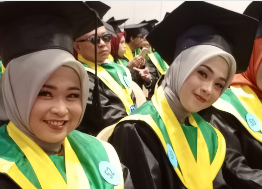 Universitas Wira Bhakti Luluskan 197 Sarjana Manajemen